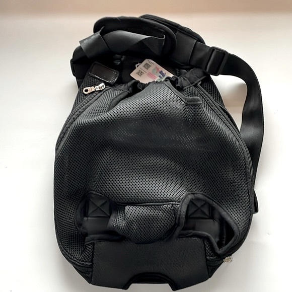 Pawaboo Pet Carrier Backpack Size XL (18 -20 lbs) - Picture 2 of 14